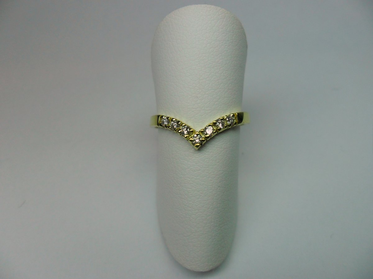 V alliance ring small